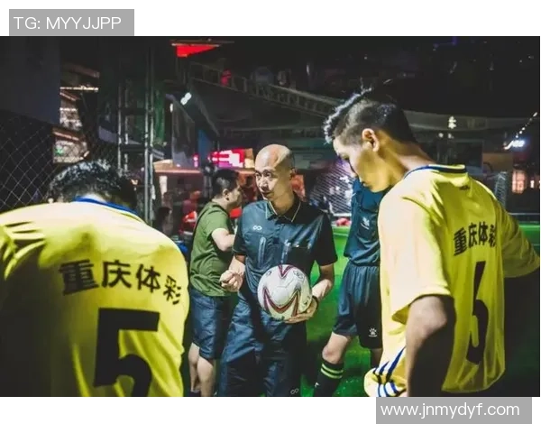 重庆羽毛球队的拼搏之路与世界杯梦想的追逐历程